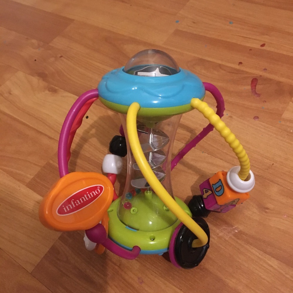 Infantino rattle learning toy